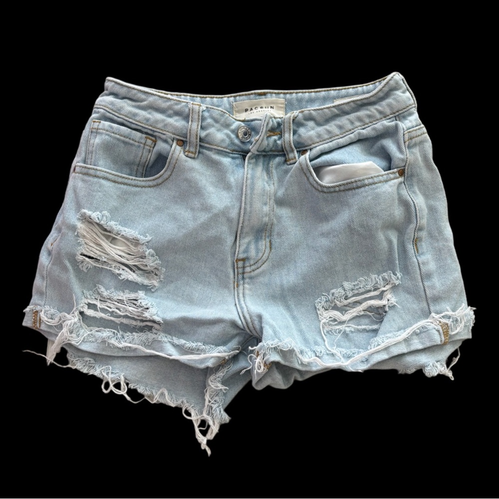 Cute distressed denim jeans shorts🐬